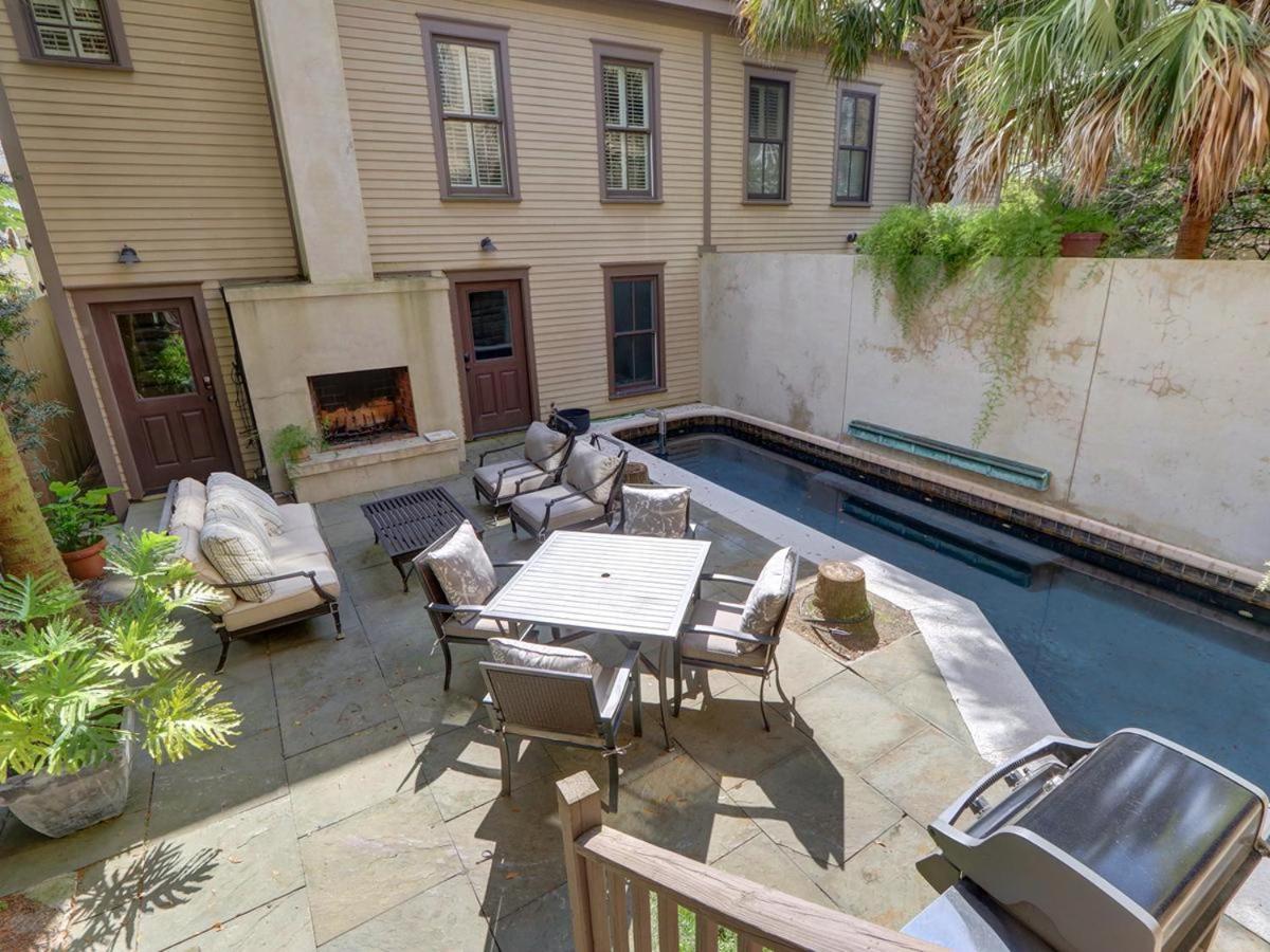 Southern Elegance Carriage House Savannah